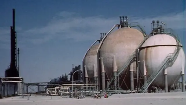 مجمع بتروكيمياويات في قطر