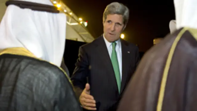 حذر كيري من أن استمرار القتال في سورية ريما يقود لتدمير مؤسسات الدولة