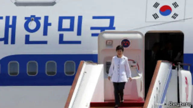 朴瑾惠抵达北京