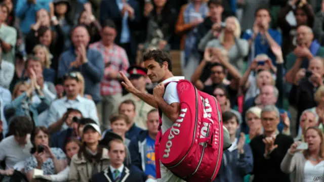  پس از شکست رافائل نادال در دور اول، حذف راجر فدرر در دور دوم مسابقات ویمبلدون یکی از مهمترین اتفاقات دیروز این رقابت‌ها بود