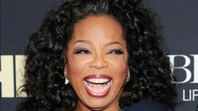 فوربز کی طرف سے دنیا کی مشہور ترین ایک سو شخصیات کی فہرست آمدن اور میڈیا میں شہرت کی بنیاد پر بنائی جاتی ہے