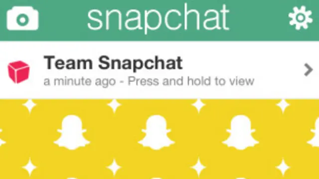 سنیپ چیٹ کے بانی آئیون شپيگل کا کہنا ہے کہ ’عارضی میڈیا‘ کا خیال اپنے آپ میں منفرد ہے جس کے تحت تمام تصاویر کچھ دیر میں ڈیلیٹ کر دی جاتی ہیں