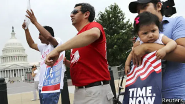 Ativistas a favor da reforma na leisportingbet whatsappimigração (Foto Reuters)