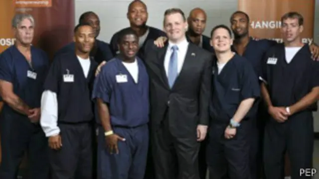 पीईपी कार्यक्रम अमरीकी राज्य टैक्सास में पुरुष कैदियों को अपना कारोबार शुरु करने के लिए तैयार करता है.