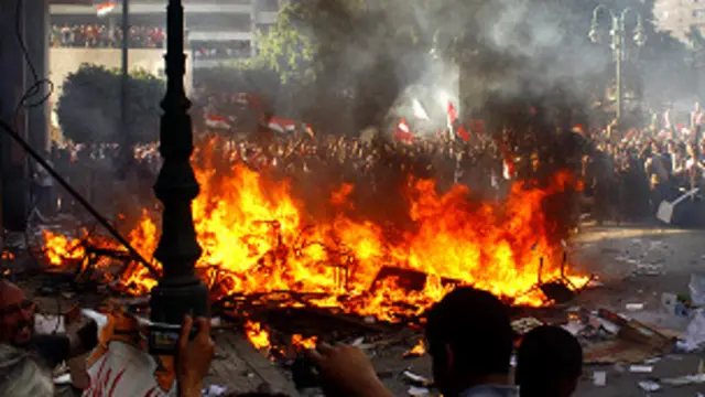 مخالفان محمد مرسی خواستار استعفای او شده اند