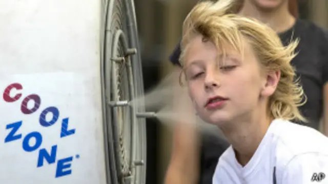 спека у США