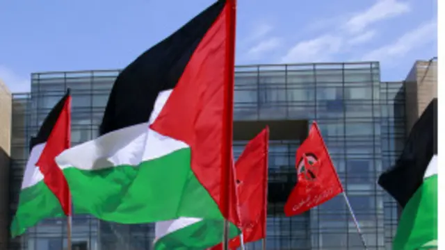 ناقدین کا خیال ہے کہ بائیکاٹ کی وجہ سے فلم کو زیادہ شہرت ملے گی