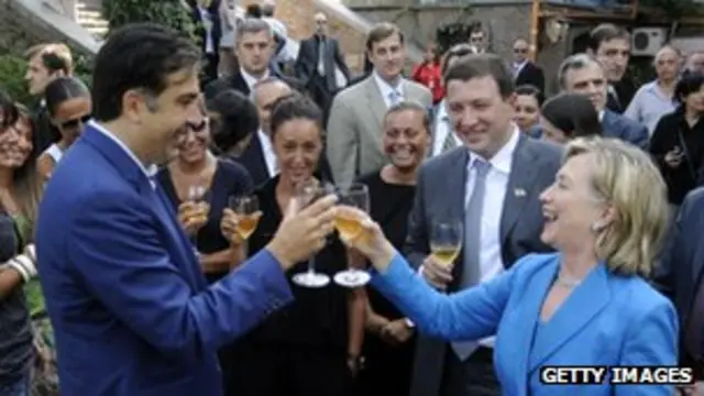 Saakashvili y Hilary Clinton 