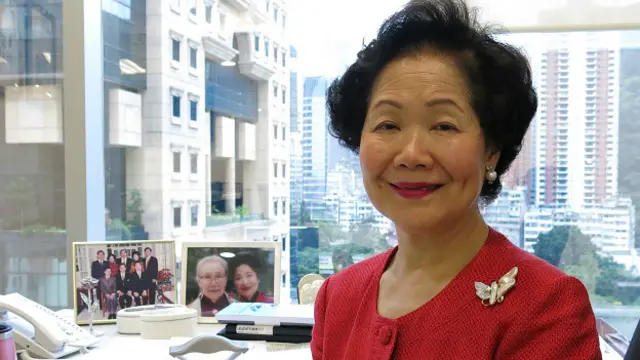 陈方安生说,最近学术自由受到威胁的事例包括因为香港学联秘书长周永康在香港大学学生刊物《学苑》刊载了文章,该杂志便受到了特首梁振英的公开批评。