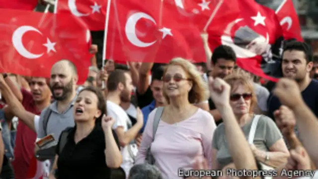 مظاهرات في اسطنبول