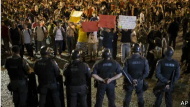 Manifestação no Rio no dia 24 de junho | Foto: AP