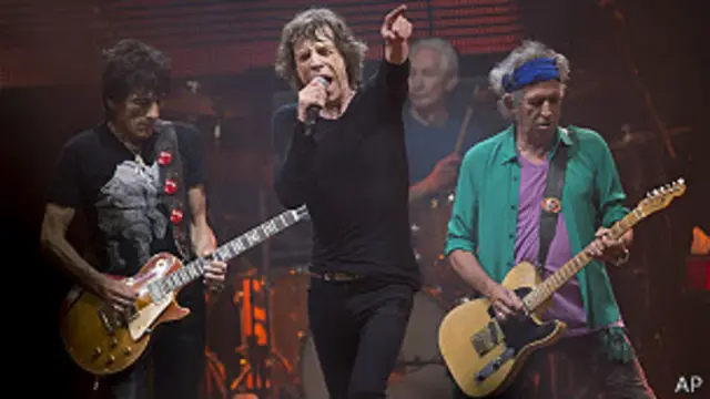 每年的格拉斯顿伯里音乐节都非常受欢迎。