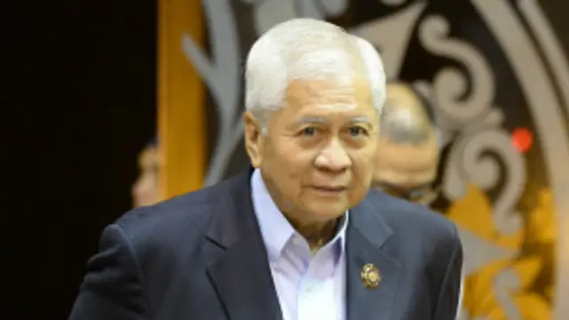 Ngoại trưởng Albert del Rosario nói đã nộp 4000 trang tài liệu cho tòa ở Hague