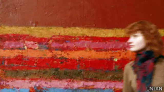 Живопис Анатолія Криволапа впізнаваний завдяки яскравим кольорам