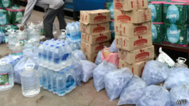 राहत सामग्री 