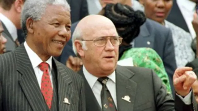 دي كليرك ونلسن مانديلا