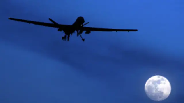 Hoa Kỳ sử dụng phi cơ không người lái hay drone ở nhiều chiến trường