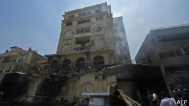 Сгоревший офис "Братьев-мусульман"