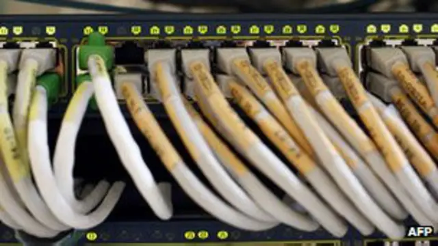 कॉल ड्रॉप की समस्या से जूझ रहे हैं उपभोक्ता