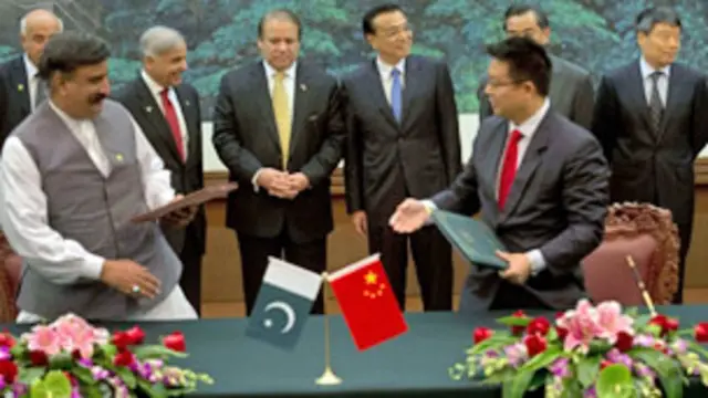 මෙම ගිවිසුම ප්රකාශයට පත් කෙරුනේ,පාකිස්තාන් අගමැති නවාෂ් ෂරීෆ් බේජිං නගරයේ සිදුකරන සංචාරයක් අතරවාරයේ.