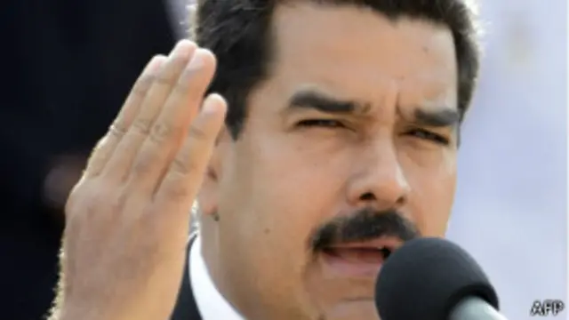 مدورو نے کہا ہے کہ انھوں نے اسنوڈن کو ہمدردانہ بنیادوں پر سیاسی پناہ دینے کا فیصلہ کیا ہے