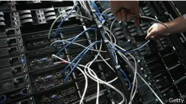 Серверы и провода