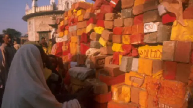 बीजेपी राम मंदिर के मुद्दे पर लौट रही है