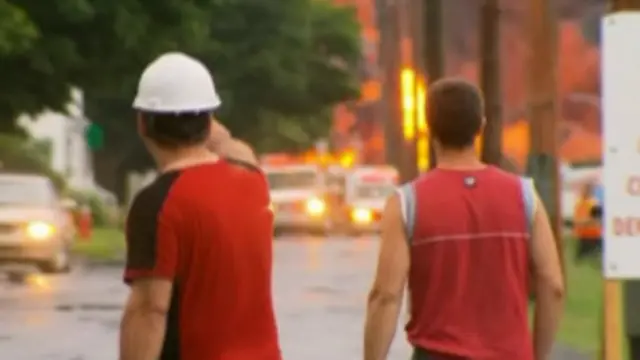 Пожежа на місці аварії триває добу