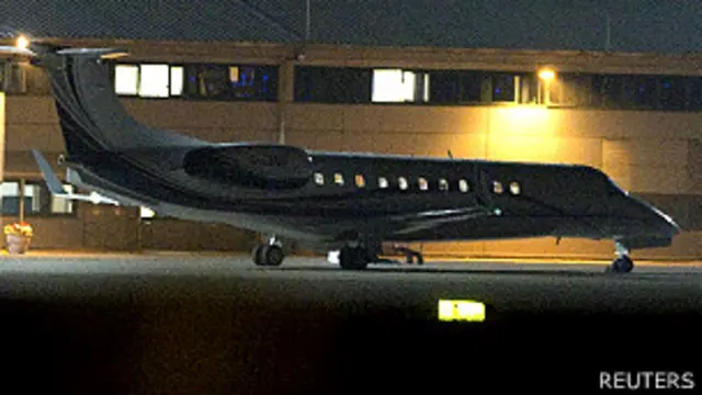 ابو قتاده لندن ته څېرمه له پوځي هوايي ډګره اردن ته یووړل شو.