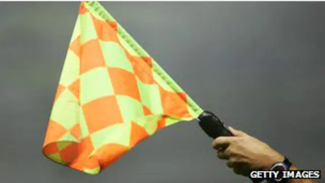 ریفری کو فری کک کے موقع پر کھلاڑیوں کی جگہ مقرر کرنے میں آسانی ہوگی