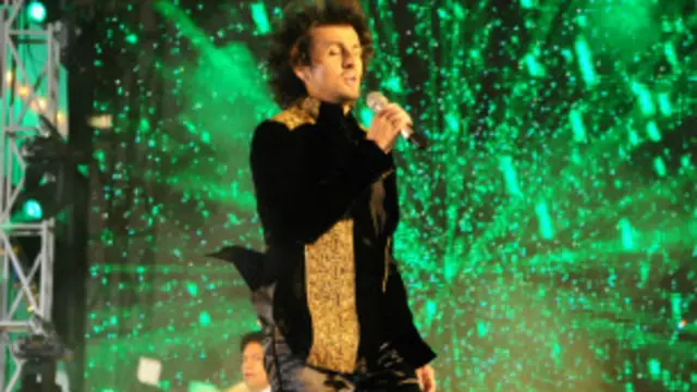 سونو نگم قریب دو دہائیوں سے فلموں میں پلے بیک سنگر کی حیثیت سے موجود ہیں