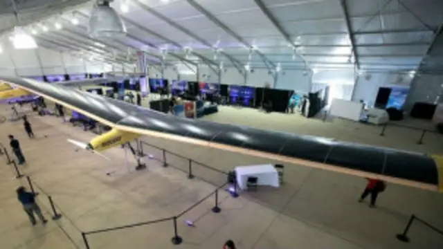 Avión impulsado por energía solar