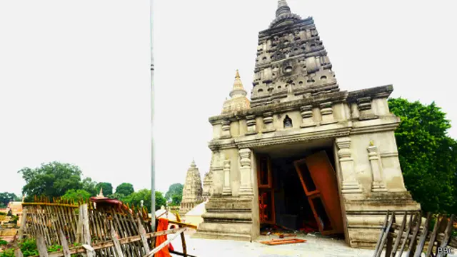 mahabodhi temple bodhgaya