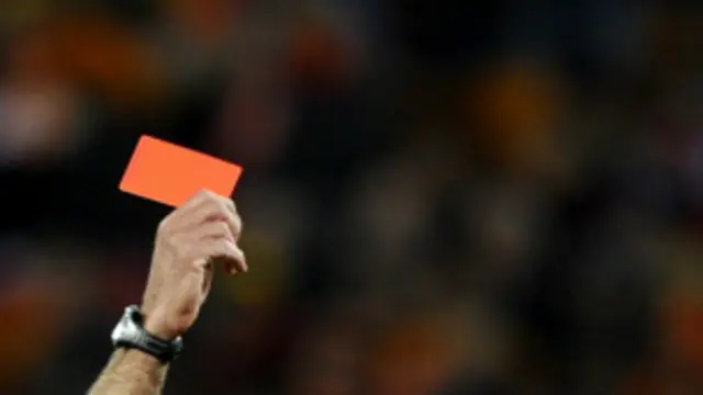 یہ واقعہ برازیل کی ریاست ماران ہاؤ میں ایک غیر پیشہ ورانہ فٹ بال میچ کے دوران پیش آيا