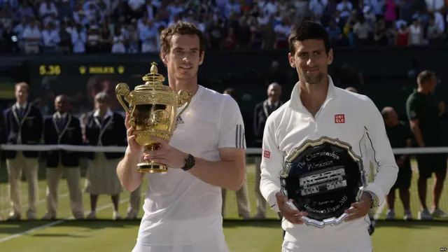 Murray y Djokovic posan con sus trofeos