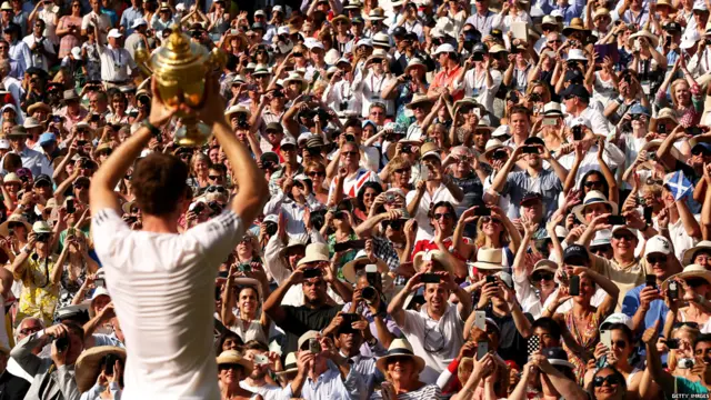 1966 फ़ुटबॉल विश्व कप जीत के बाद ब्रिटेन के खेल इतिहास का सबसे बड़ा दिन.