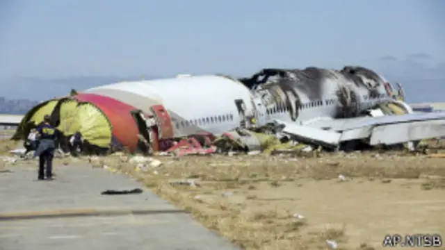 لاشه بوئینگ ۷۷۷ کره‌ای در فرودگاه سان‌فرانسیسکو