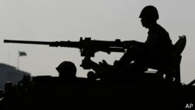 پیش از کشته شدن این افراد در مقابل مقر گارد ریاست جمهوری، گفته می‌شد آقای منصور بزودی نام نخست‌وزیر موقت را اعلام می‌کند