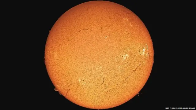 Cromosfera do Sol. Adam Evans via grupo da BBC no flickr: The Sky At Night and Stargazing LIVE