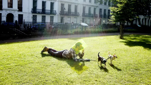 蘇東全球個人攝影展