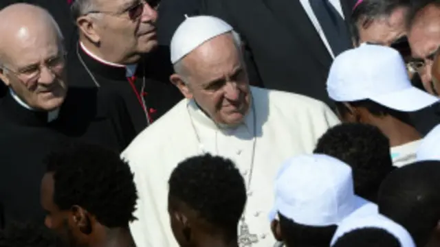 Papa Francis, İtalya'nın Lampedusa adasına gitti