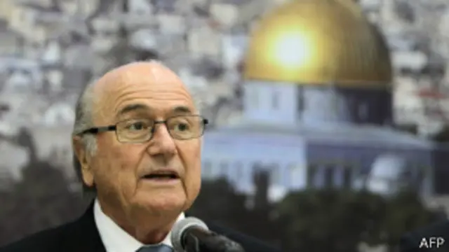 布拉特说，球员们必须在最佳的条件下参加世界杯比赛。