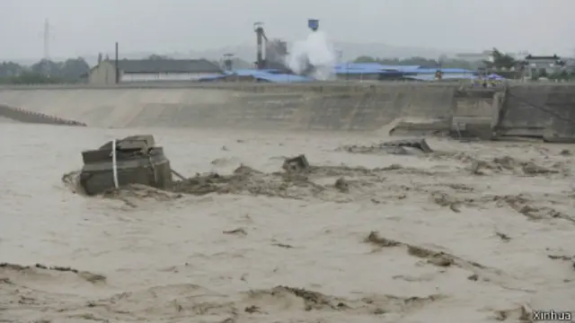 Cầu sập ở Giang Du