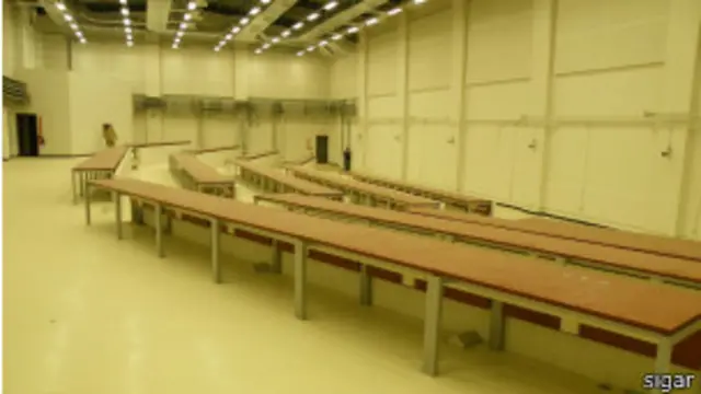 سیگار گفته است که ساختمان نظامی هلمند، از مجهزترین ساختمانهایی است که در افغانستان وجود دارد.