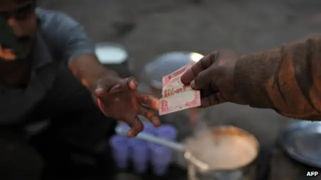 Bir neçə ölkədə "çay pulu" populyar evfemizmdir