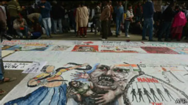 بھارت کے دارالحکومت دہلی میں ایک طالبہ کے ساتھ چلتی بس میں اجتماعی جنسی زیادتی کے نتیجے میں بھارت بھر میں شدید غم و غصے کا اظہار کیا گیا تھا