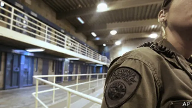 Huelga en las prisiones de California