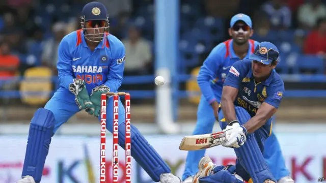 महेन्द्र सिंह धोनी