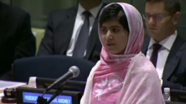 Malala Yousafzai visite la capitale nigériane