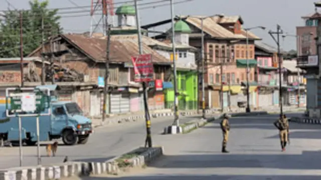 kashmir curfew
